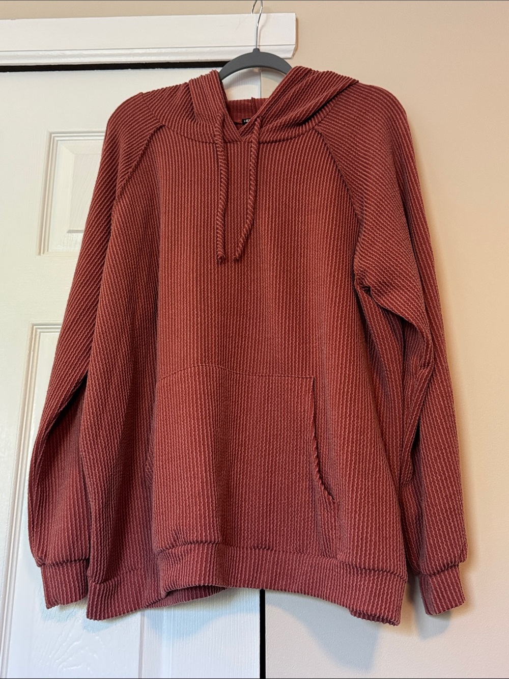 HEIMISH USA Ribbed Hooded Pullover - Rust